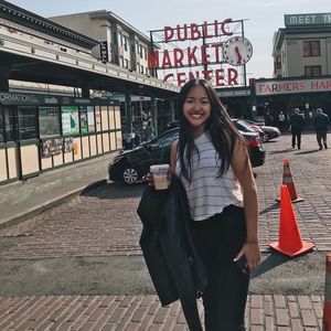 Meet your Posher, Daphne